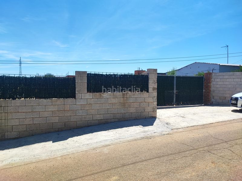 Foto b4a3f7da-a432-454b-a7c5-caba3cc7e332. Xalet amb aparcament a Dehesilla de Calamón - Campomanes Badajoz