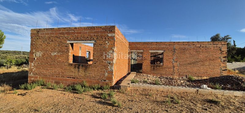 Foto ef0a23b6-589f-4406-8dd1-60d8936e68ab. Xalet amb aparcament a Dehesilla de Calamón - Campomanes Badajoz
