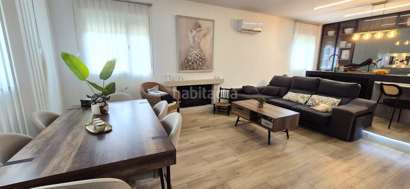 Foto 46700e2f-7456-4998-858e-64279c9c076d. Xalet amb xemeneia calefacció aparcament piscina a Badajoz