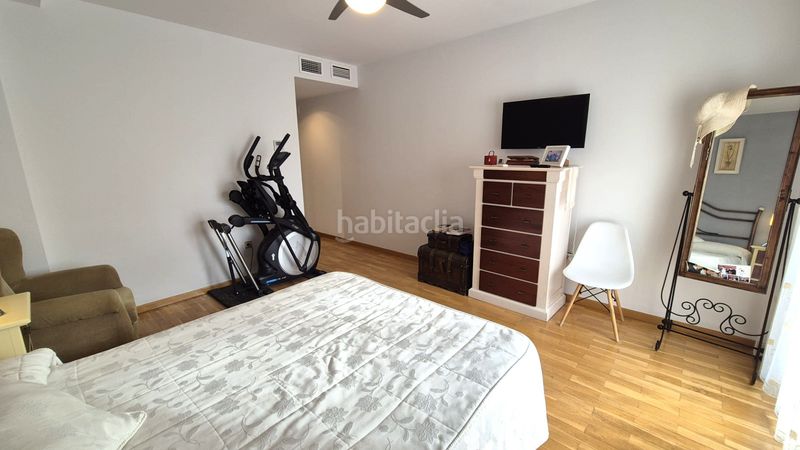 Foto 2214ec24-6852-4d62-9052-6fbf58075c40. Dúplex amb calefacció aparcament a Casco Antiguo Badajoz