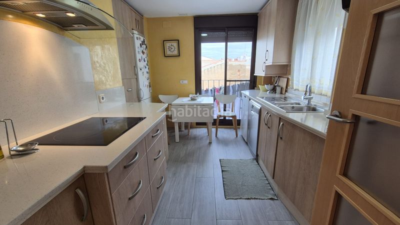 Foto c1beca80-565f-4329-85dd-2cc6930bab43. Dúplex amb calefacció aparcament a Casco Antiguo Badajoz