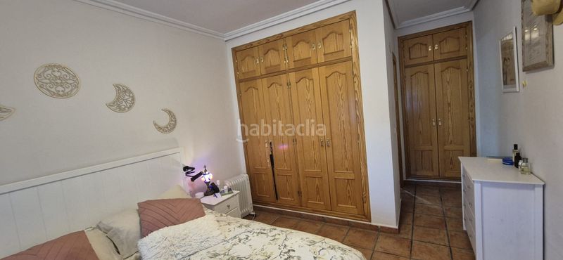 Foto 9b029c17-b747-40fa-b835-9e92c8bdca44. Xalet amb xemeneia calefacció aparcament piscina a Badajoz