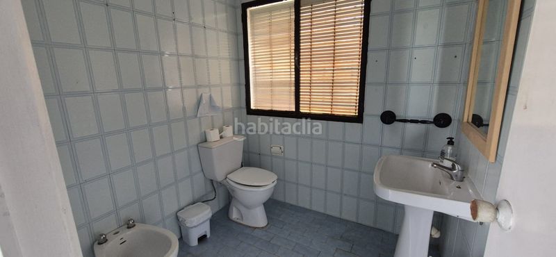 Foto 4440b1b9-5853-490e-8f04-724843760420. Xalet amb xemeneia calefacció aparcament piscina a Badajoz