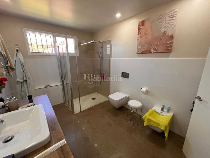 Foto f2adbe9b-3581-4cc5-8aa1-3fe2b0109916. Xalet amb calefacció aparcament piscina a Carretera de Sevilla - Los Montitos Badajoz