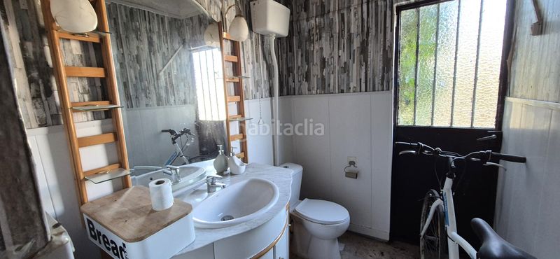 Foto 5bd388ff-9b77-4927-9350-62992b974e1e. Xalet amb xemeneia calefacció aparcament piscina a Badajoz