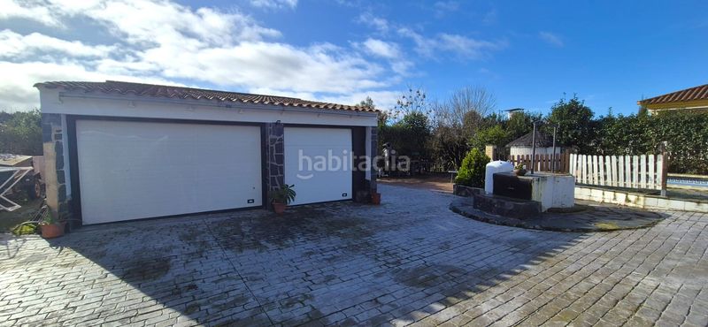 Foto 8b277fcf-1d4a-4d48-9ab6-90b6ae072fe0. Xalet amb xemeneia calefacció aparcament piscina a Badajoz
