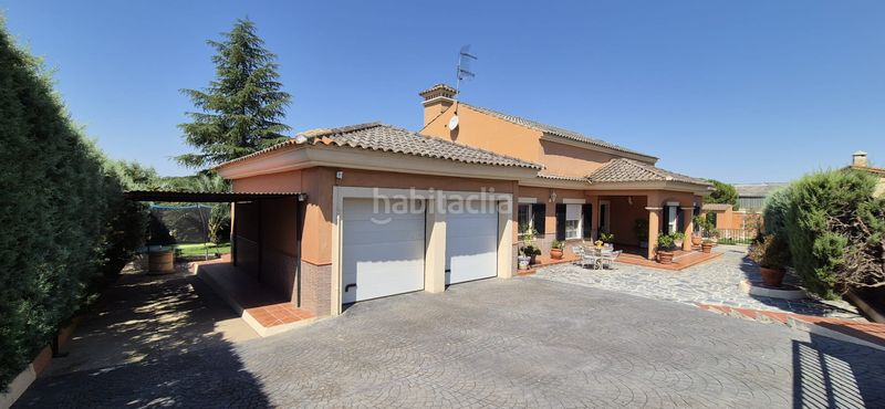 Foto 042ce6cd-4443-475a-993d-951f47ab0f64. Xalet amb xemeneia calefacció aparcament piscina a Badajoz