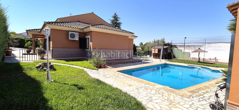 Foto 4a007fbf-f7cc-4ed8-a4b1-5df4cebc24e8. Xalet amb xemeneia calefacció aparcament piscina a Badajoz