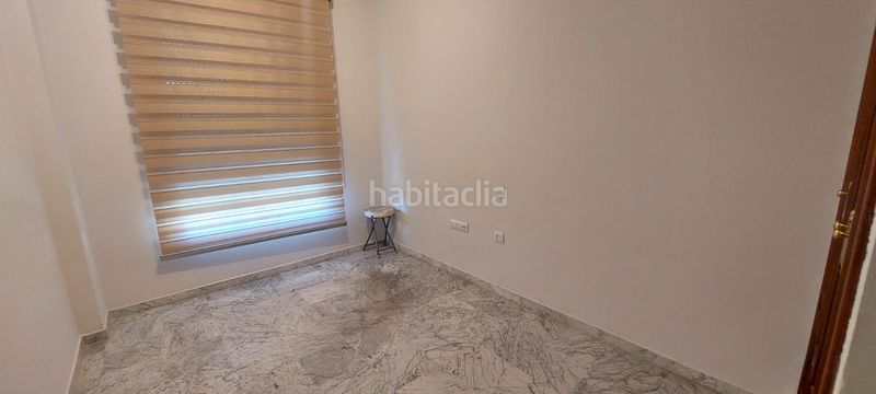 Foto 434e793f-3e6c-4412-847d-3e03a722044b. Pis amb calefacció aparcament a Avenida Elvas Badajoz