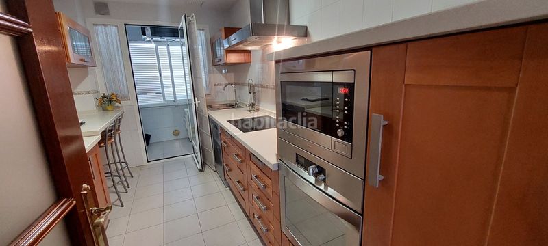 Foto 8c84fb17-d350-4bec-a896-d5493258883b. Pis amb calefacció aparcament a Avenida Elvas Badajoz