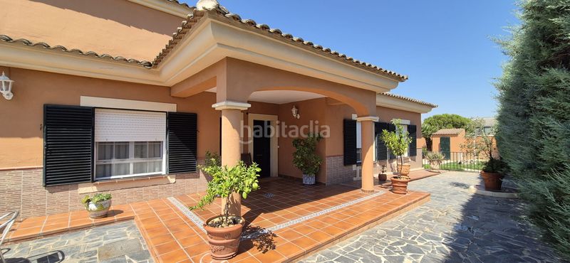 Foto 750c8b18-bd4d-4da8-8534-bb9ffedb7e3e. Xalet amb calefacció aparcament piscina a Carretera de Sevilla - Los Montitos Badajoz