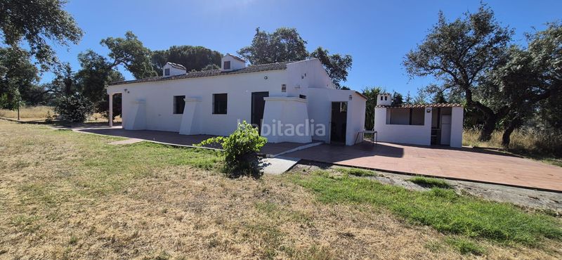 Foto 4f723931-fe56-4c27-acd6-dcf8438aafc5. Xalet amb aparcament piscina a Las Vaguadas Badajoz