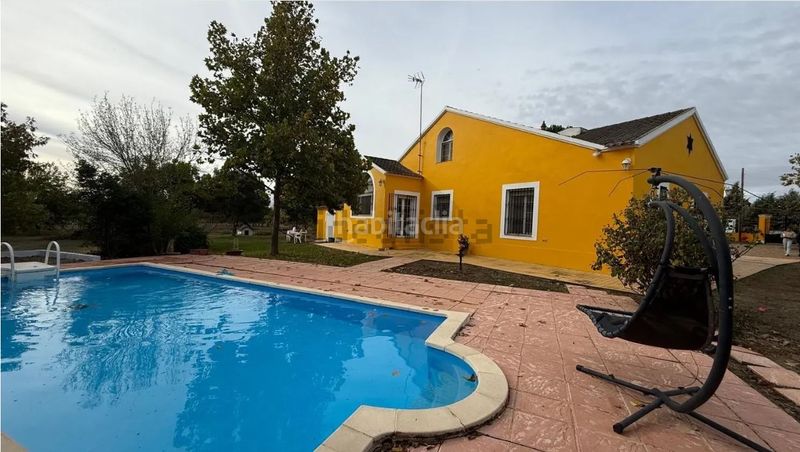 Foto 23d4c9d9-8b83-4b13-9461-8e06ad2c77c3. Xalet amb calefacció aparcament piscina a Las Vaguadas Badajoz