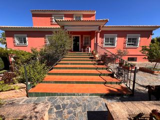Xalet  Arrabal urbanización las lomas. Espectacular chalet en la urbanización las lomas