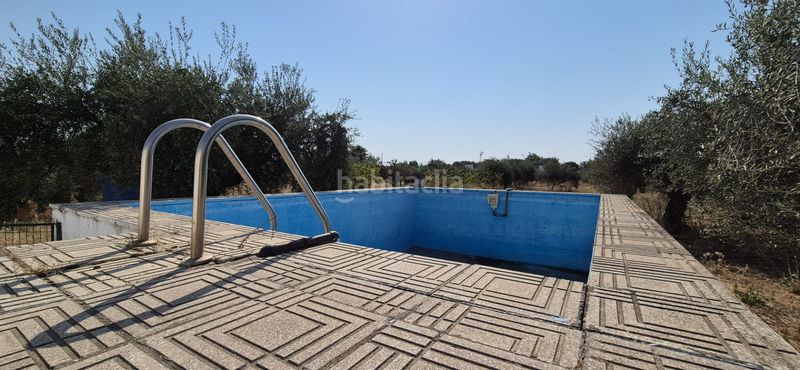 Foto 49b6a98f-a568-44e2-b7fd-767cccbb09df. Xalet amb aparcament piscina a Las Vaguadas Badajoz