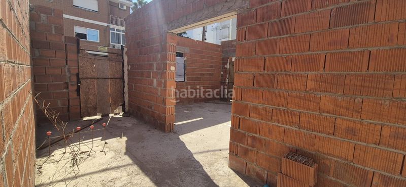 Foto 48e9f79e-6f1d-4a63-9694-97f91b0e91e4. Casa adossada amb aparcament piscina a San Roque - Ronda Norte Badajoz