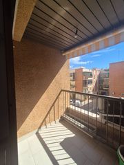 Location Appartement  Avenida fernando calzadilla. Amplio apartamento de dos dormitorios totalmente amueblado, con