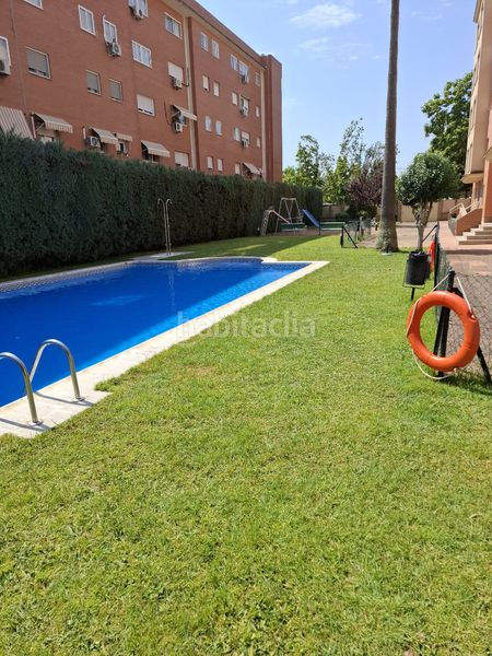 Foto d2bb7512-611c-410d-b519-1381358f30e4. Pis amb calefacció aparcament piscina a Avenida Elvas Badajoz