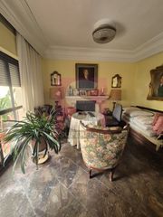 Etagenwohnung  Avenida de europa. Amplio piso de 200 m2 en plena avda. europa