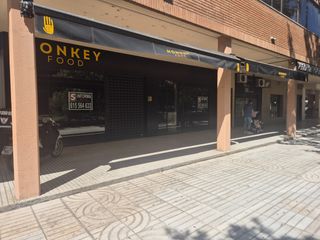Miete Geschäftsraum  Avenida sinforiano madroñero. Local comercial de 280 m2, reformado y adaptado para hostelería