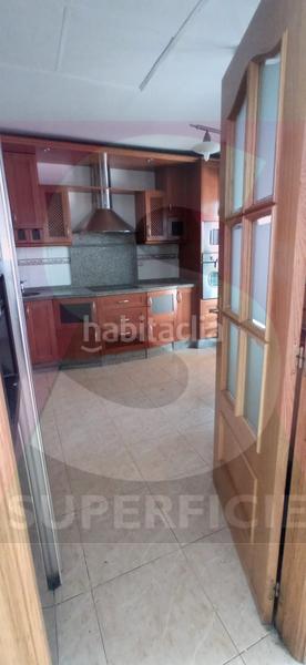 Foto 1b998835-556c-412b-93c0-dc55b8408673. Casa adossada amb calefacció aparcament a Avenida Elvas Badajoz