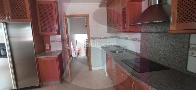 Foto 78f0456d-f34e-4da5-8198-86511d6596fc. Casa adossada amb calefacció aparcament a Avenida Elvas Badajoz