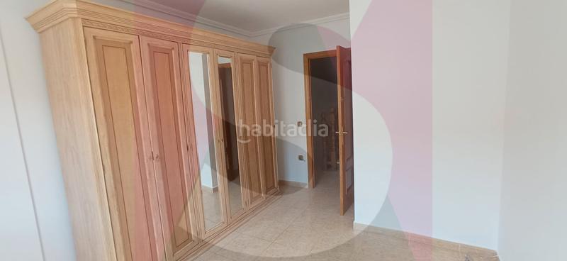 Foto 7cf50032-4ff9-496b-bd8b-0bee47bb21f2. Casa adossada amb calefacció aparcament a Avenida Elvas Badajoz