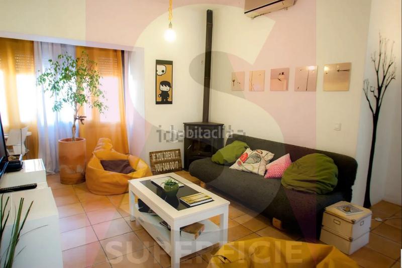Foto d12a936b-2bd4-4c75-b93b-4c8c1aba08a1. Etagenwohnung mit heizung in Casco Antiguo Badajoz