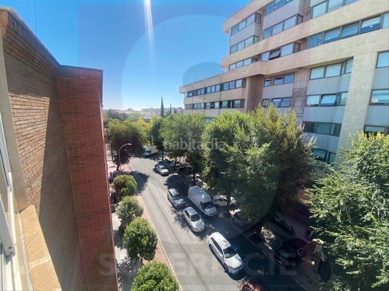 Foto ae3b769c-9139-4da4-9a52-822175b5f51a. Piso  en ronda del pilar 3 dormitorios y 2 baños en Badajoz