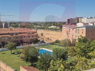 Ático  Avenida castillo puebla de alcocer. Ático para reforma total con terraza de 84m2, garaje y trastero