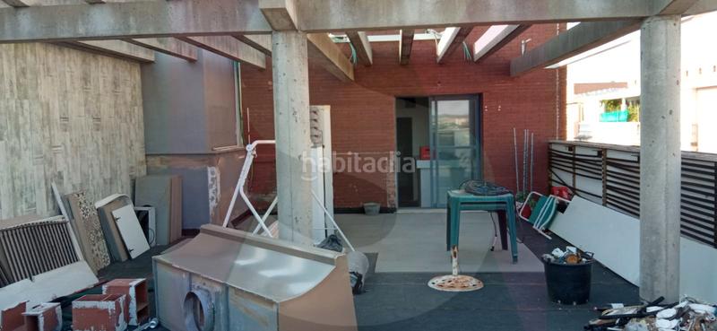 Foto c6e1e31a-26d9-4731-ac8c-d6937172f854. Àtic amb aparcament a Avenida Elvas Badajoz