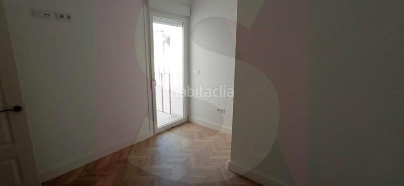 Foto 3c98020c-e30d-4561-afa7-13be3bc3c201. Etagenwohnung mit heizung in Casco Antiguo Badajoz