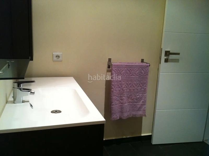 Foto 1e9cfe7f-45a1-402e-96ed-aa2231e8f74e. Casa adossada amb aparcament a Golf Guadiana Badajoz