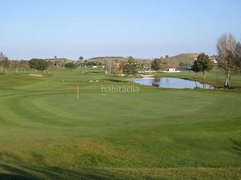 Foto ffdffe8e-e60c-4266-96a2-b10842ba25f9. Casa adossada amb aparcament a Golf Guadiana Badajoz