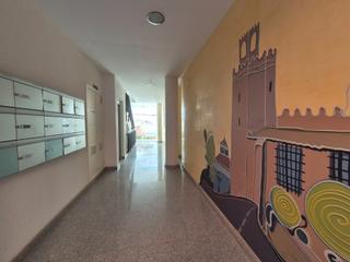 Apartament  Calle encarnación. Apartamento seminuevo de un dormitorio con garaje y zonas comune