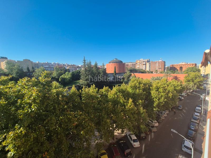 Foto f37fc1bc-2dc4-4f9f-8f0e-b1e9c2b7ec2b. Location appartement avec parking dans Pardaleras Badajoz