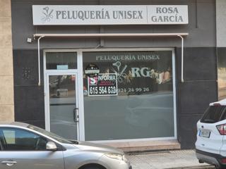 Lloguer Local Comercial  Plaza antonio cortés lavado. Local comercial con entreplanta en zona de mucho paso