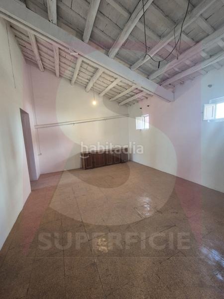 Foto 28526060-9966-444e-8ddc-2d4c9c7a43b1. Semi detached house with heating parking in Casco Antiguo Badajoz