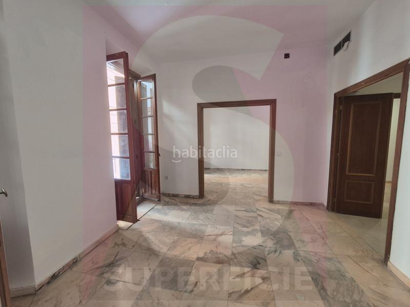 Foto 2a6cd3d9-67b0-4f53-99cc-550aba5a0ea5. Semi detached house with heating parking in Casco Antiguo Badajoz