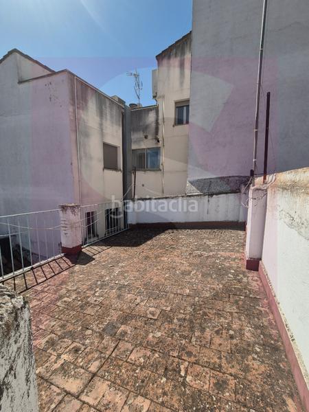 Foto 2bd5e5e2-b1df-46a9-ba27-66468d3348f6. Semi detached house with heating parking in Casco Antiguo Badajoz