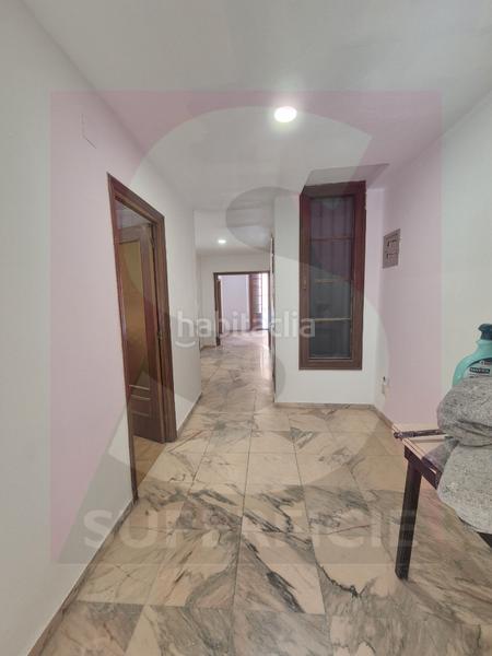 Foto 882b50d8-5f6e-49c2-84bc-21e303dc8c55. Semi detached house with heating parking in Casco Antiguo Badajoz