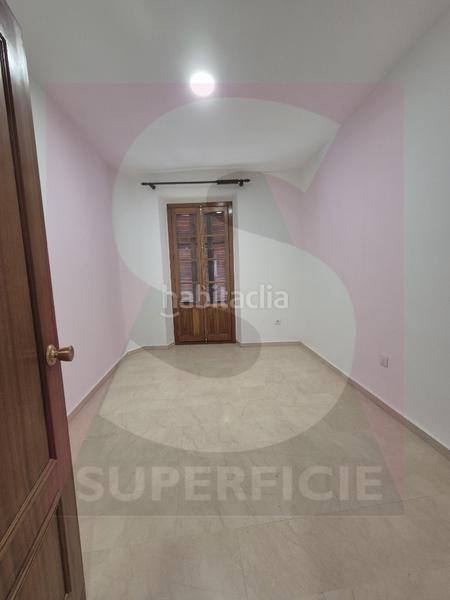 Foto a22b4fb8-0156-4fba-9115-e5cdf5bb2048. Semi detached house with heating parking in Casco Antiguo Badajoz