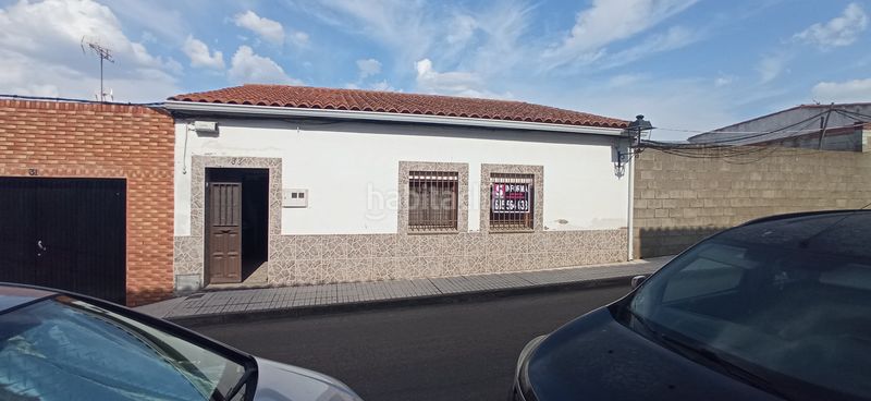 Foto bdcacdc0-e858-4b58-bb09-b5810e0cad7a. Casa adossada a Puebla de Obando