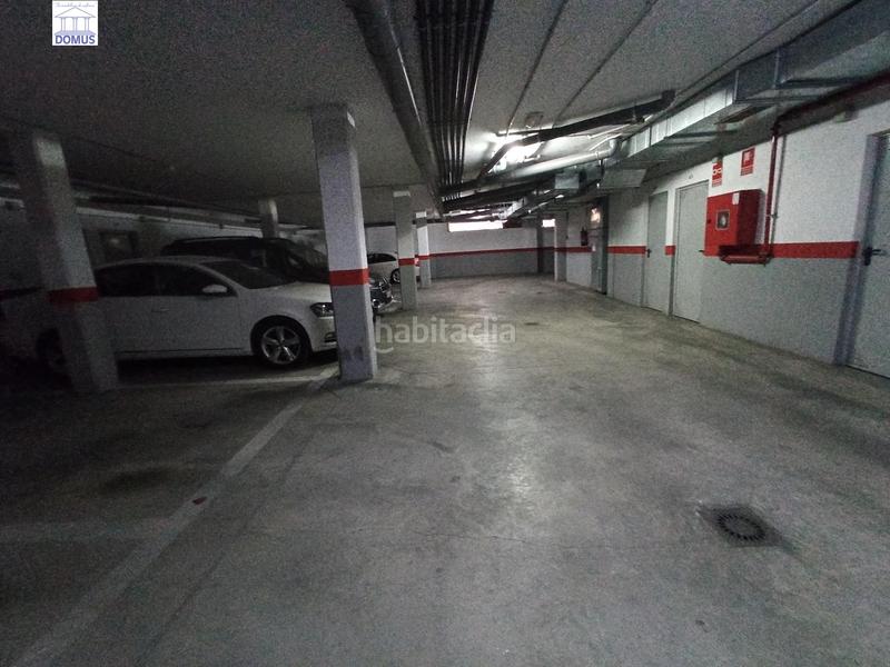 Foto 0c80f98e-7068-4022-9538-0e893e9faf00. Parking moto estupenda plaza de garaje en el prado en Mérida