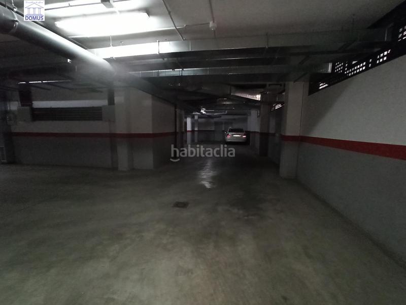 Foto bc97b95b-ab2d-41e8-bfdc-f5448a2f313f. Parking moto estupenda plaza de garaje en el prado en Mérida