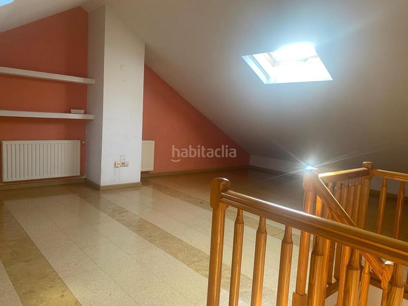 Foto 157d9e57-3cd2-4030-968d-5d6578c53a5a. Alquiler casa adosada bonito adosado para disfrutar de sus espacios y vivir tranquilamente! en Mérida