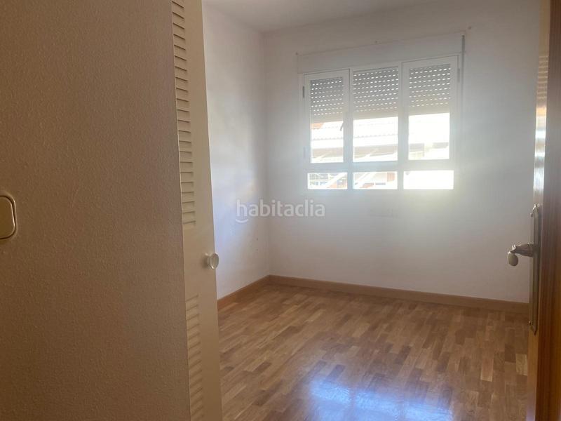 Foto 58220778-884e-4da4-9f5d-3f9237301433. Alquiler casa adosada bonito adosado para disfrutar de sus espacios y vivir tranquilamente! en Mérida