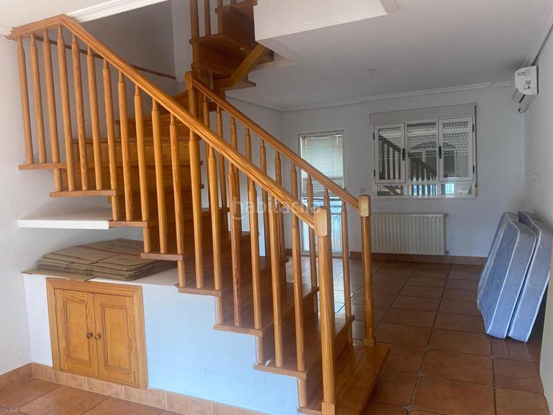 Foto 58a261d1-2e0b-464a-bb0b-b4f19948205f. Alquiler casa adosada bonito adosado para disfrutar de sus espacios y vivir tranquilamente! en Mérida