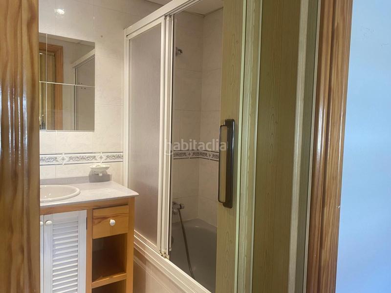 Foto fb5faced-0232-47e4-bdbb-6ec9f54d8ecf. Alquiler casa adosada bonito adosado para disfrutar de sus espacios y vivir tranquilamente! en Mérida