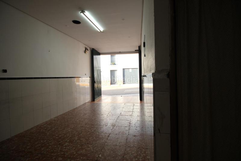 Foto 2c912933-6fa2-4561-9606-251cb98f52fc. Casa amb calefacció aparcament a Garrovilla (La)